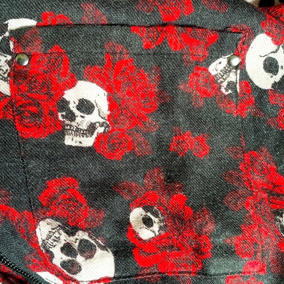 💀Beautiful skull & rose dress 🌹 - Picture 8 of 16